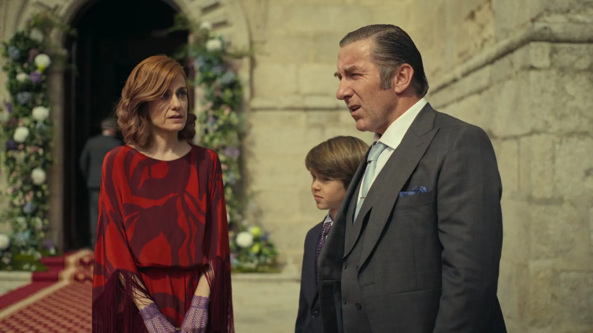 Fading Grandeur 2026 Season 1 Netflix Series Hindi – English Audio [ALL Episodes] screenshot 5