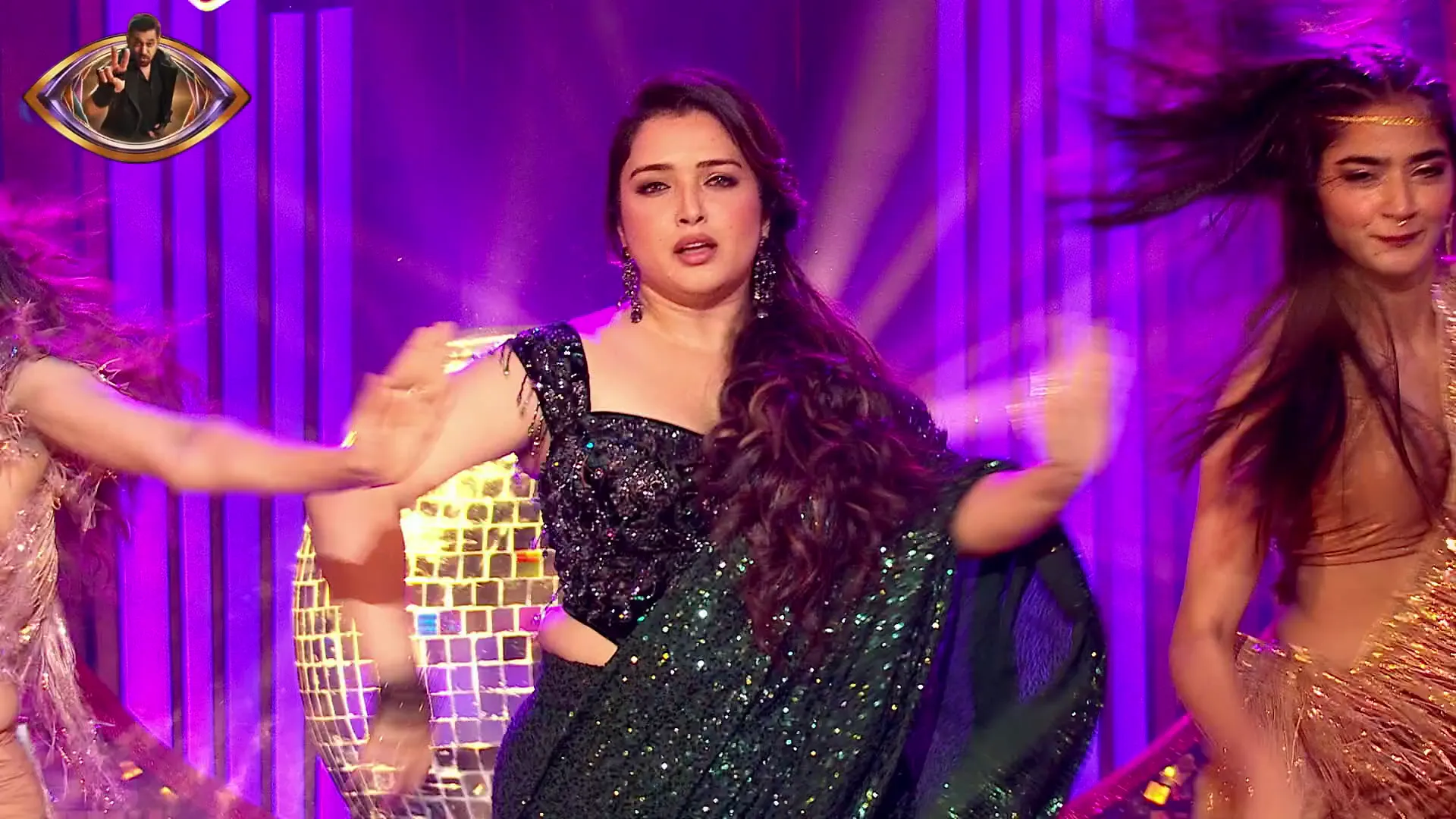 Bigg Boss 2026 Season 20 Hindi Audio [JioHotStar Series] [EP- 49 Added] [24TH Oct] screenshot 4