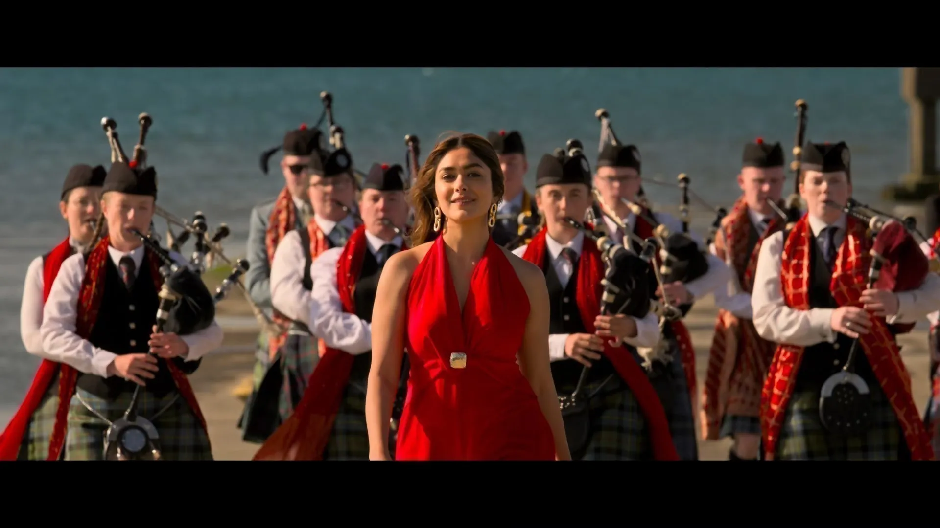 Screenshot 4 - Hai Jawani Toh Ishq Hona Hai 2026 Hindi Dual Audio