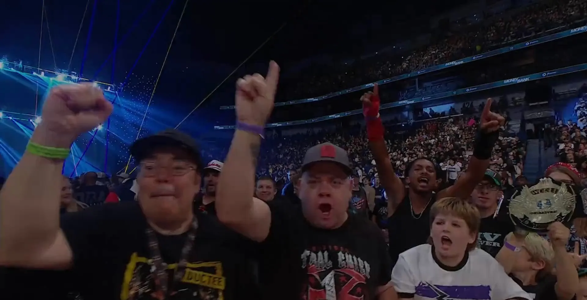 Screenshot 3 - WWE Money in the Bank 2026 Hindi - English Dual Audio