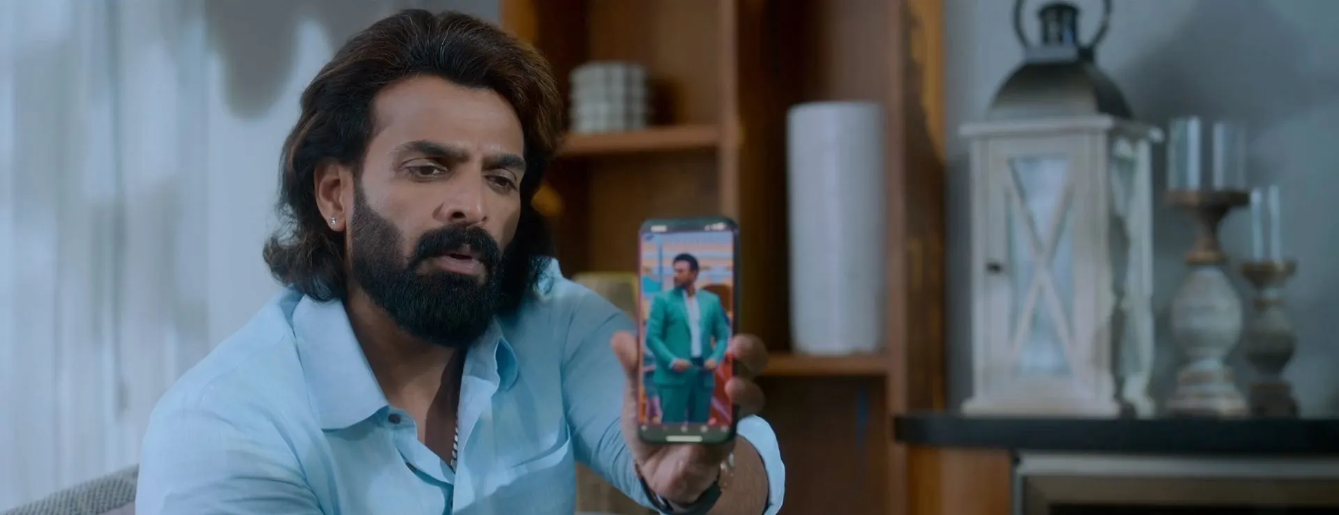 Screenshot 1 - The Devil 2025 Hindi (HQ-DUB) & Kannada Dual Audio
