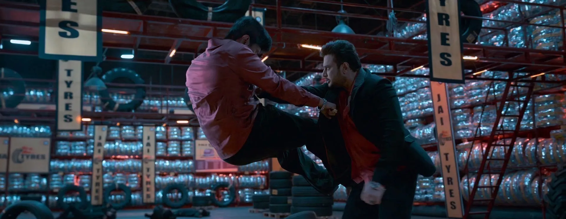 Screenshot 3 - The Devil 2025 Hindi (HQ-DUB) & Kannada Dual Audio