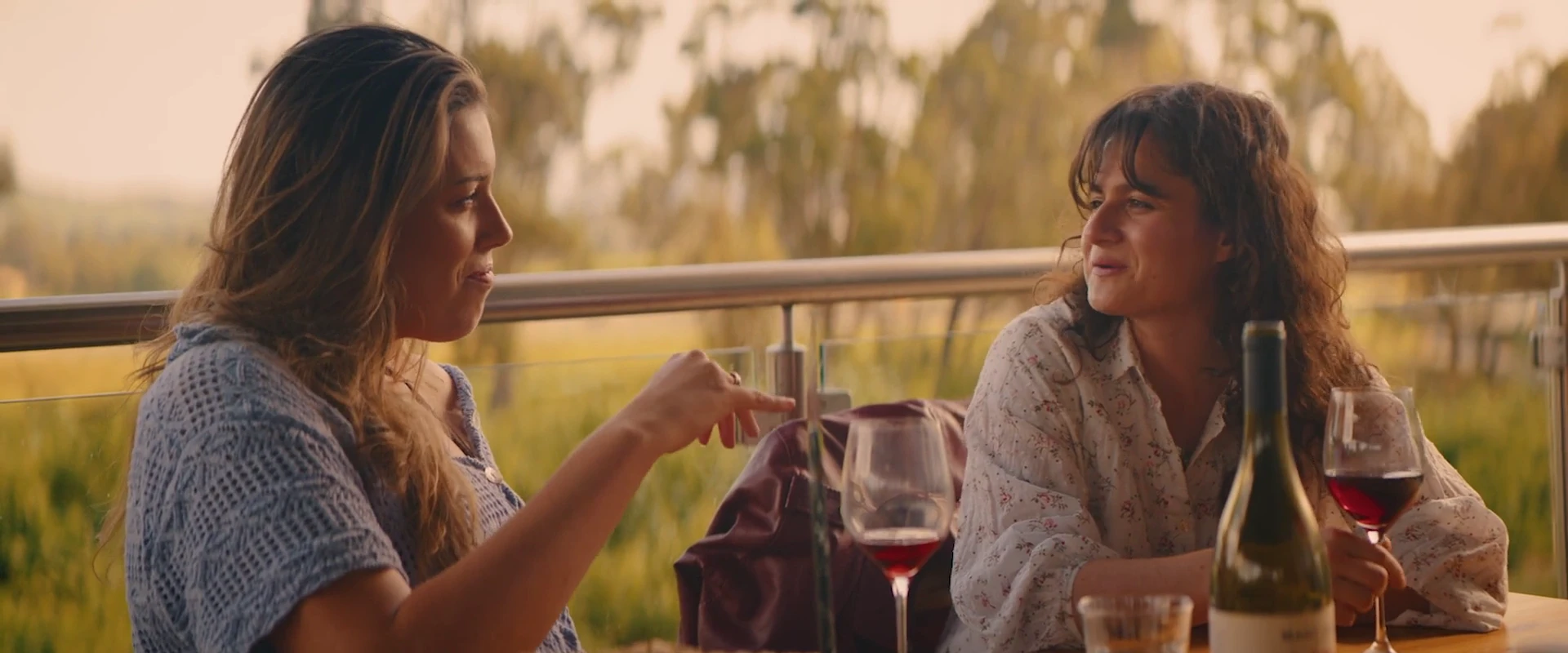 Screenshot 2 - 4 First Dates 2026 English Audio