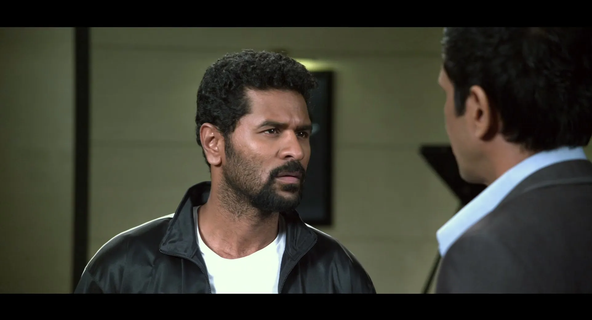 Screenshot 1 - ABCD aka Any Body Can Dance 2013 Hindi Dual Audio