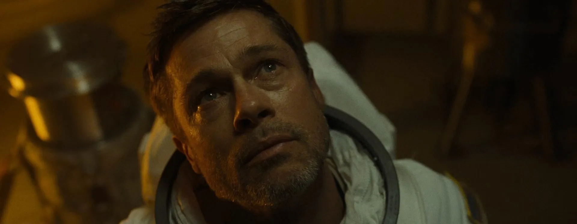 Screenshot 5 - Ad Astra 2019 Hindi - English Dual Audio