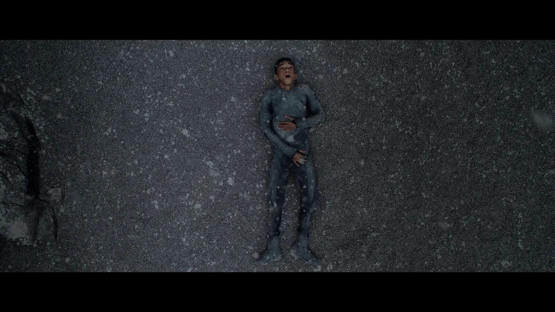 Screenshot 4 - After Earth 2013 Hindi Dual Audio