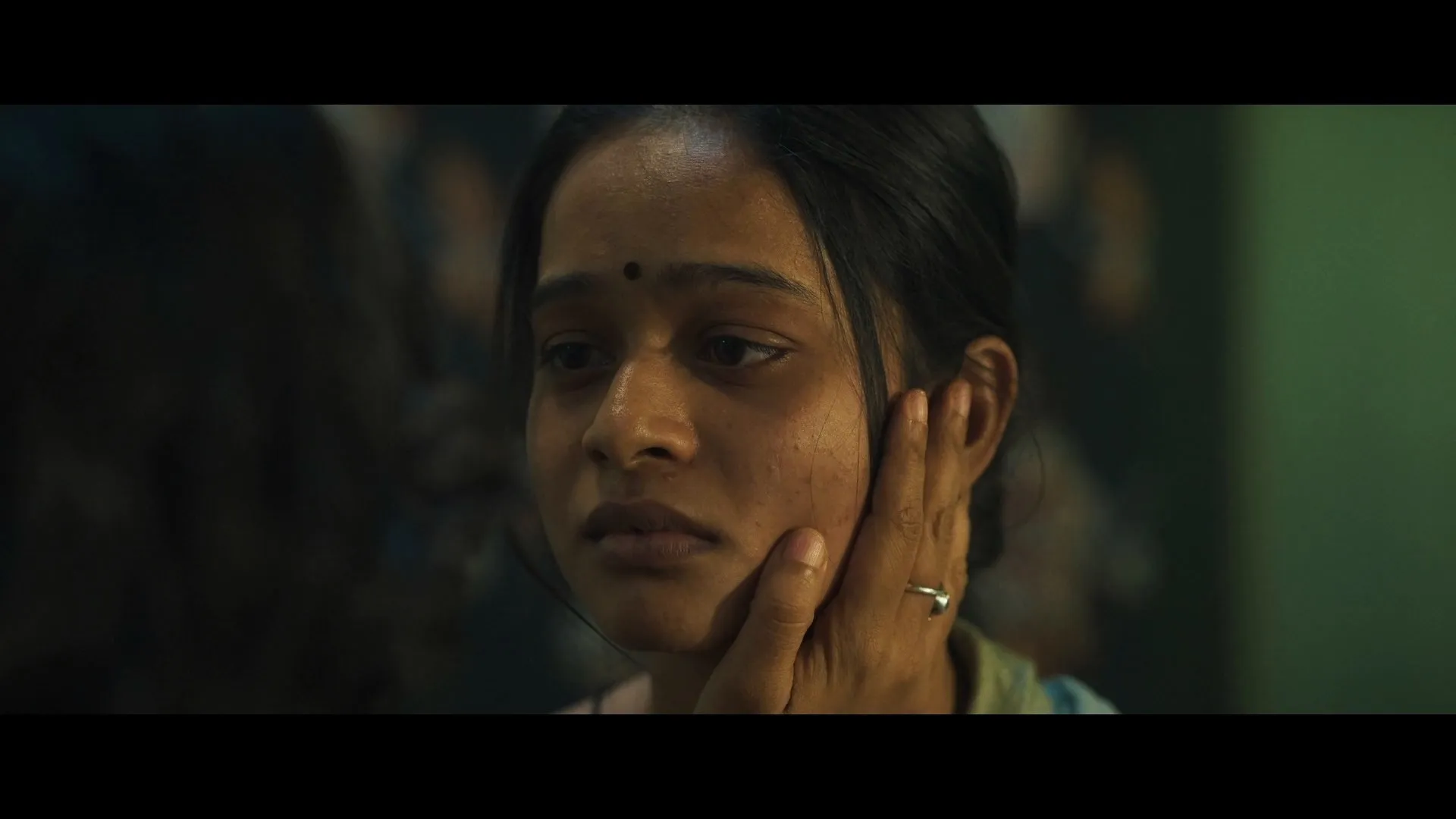 Screenshot 2 - Bombay Stories 2026 Hindi Dual Audio