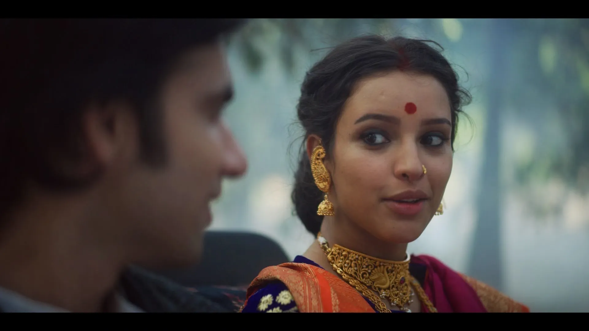 Screenshot 2 - Bulbbul 2020 Hindi Dual Audio