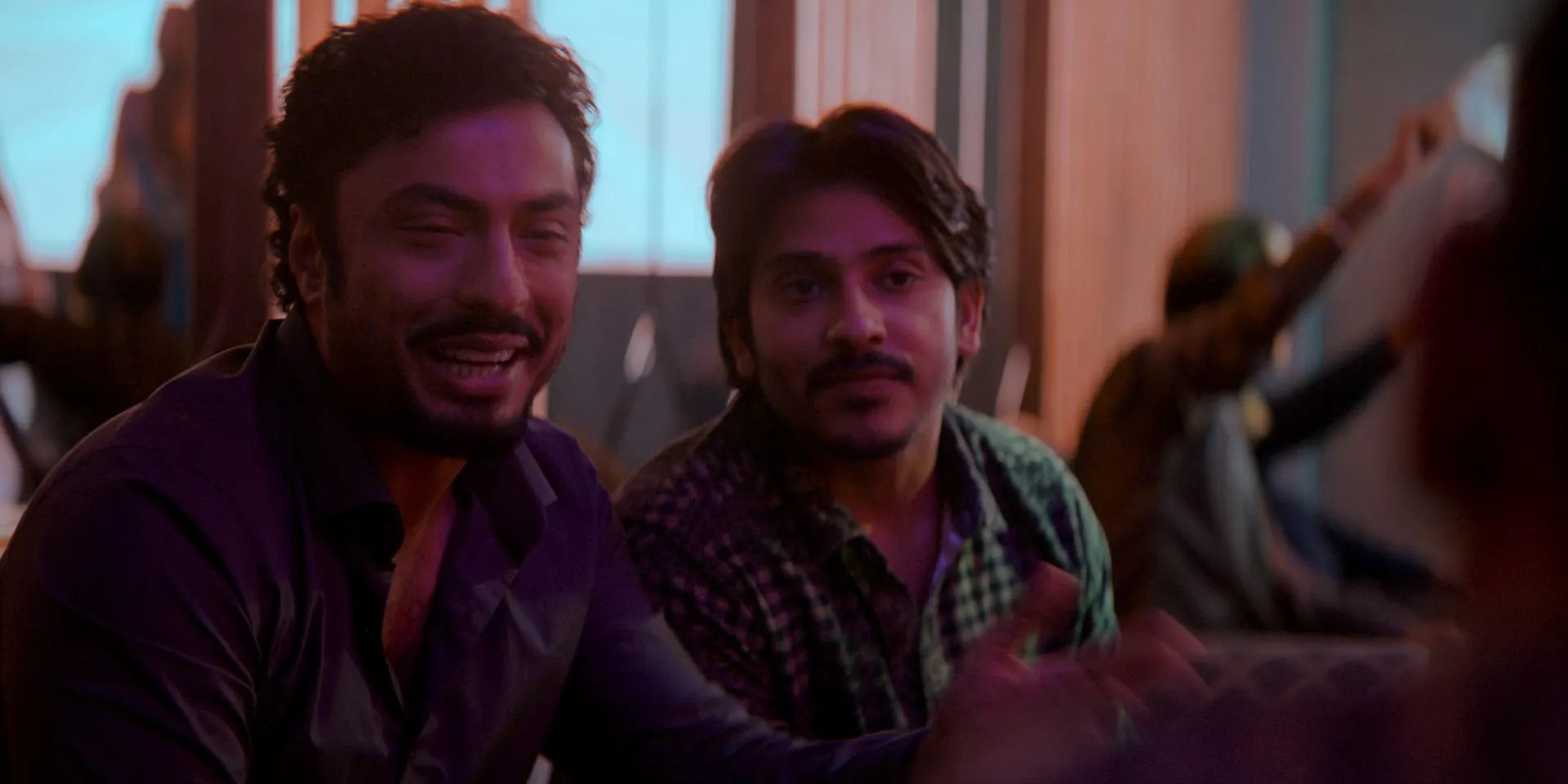 Chaar Yaar 2026 Season 1 Hindi Audio [ALL Episodes] screenshot 5