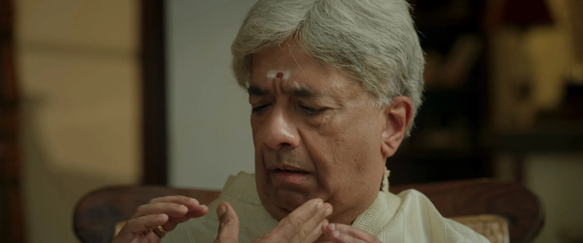 Screenshot 4 - Charukesi 2026 Hindi - Tamil Dual Audio