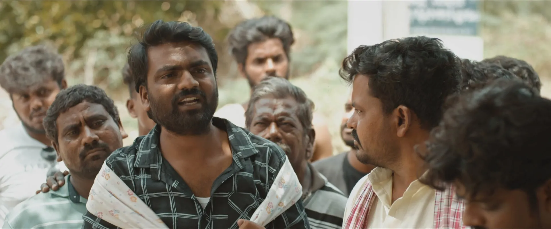 Cocoons 2026 Hindi – Telugu Dual Audio screenshot 2