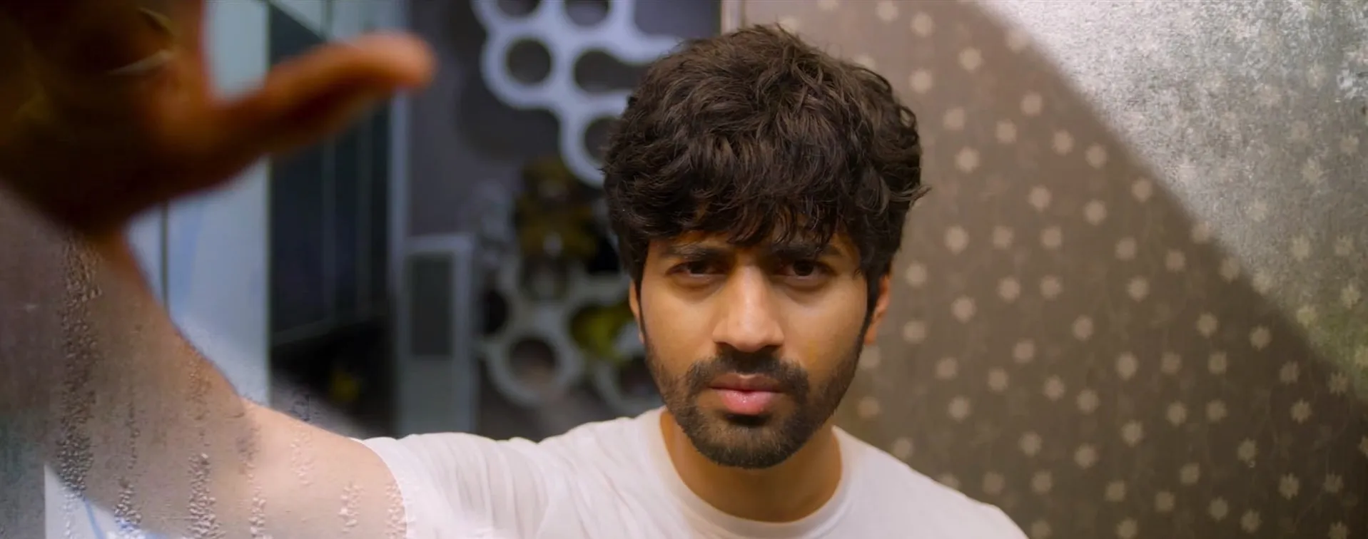 Screenshot 1 - Criminal or Devil 2024 Hindi Dual Audio