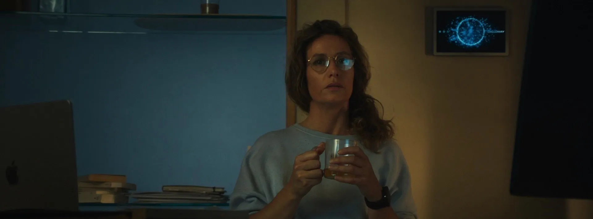 Screenshot 2 - Dalloway aka The Residence 2025 Hindi - French Dual Audio
