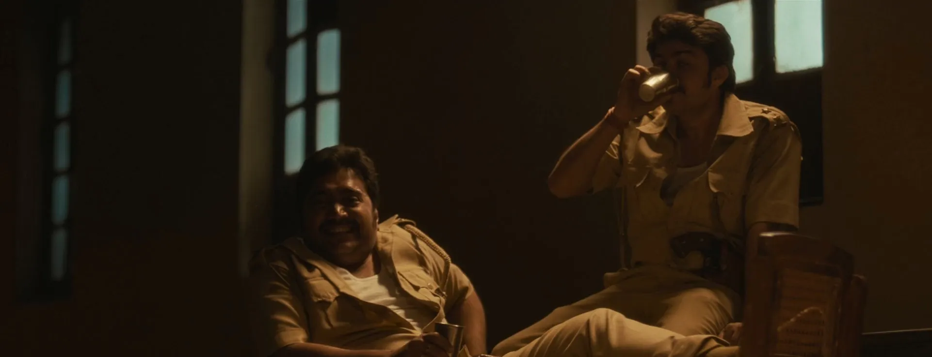 Screenshot 4 - Dial 1975 2026 Hindi 2.0 Dual Audio