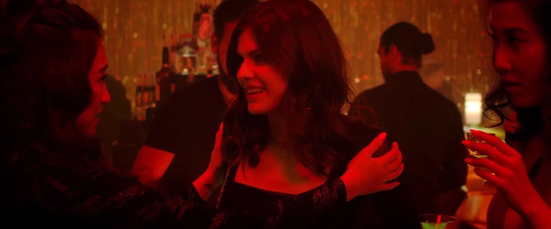 Screenshot 2 - Die in a Gunfight 2021 Hindi Dual Audio