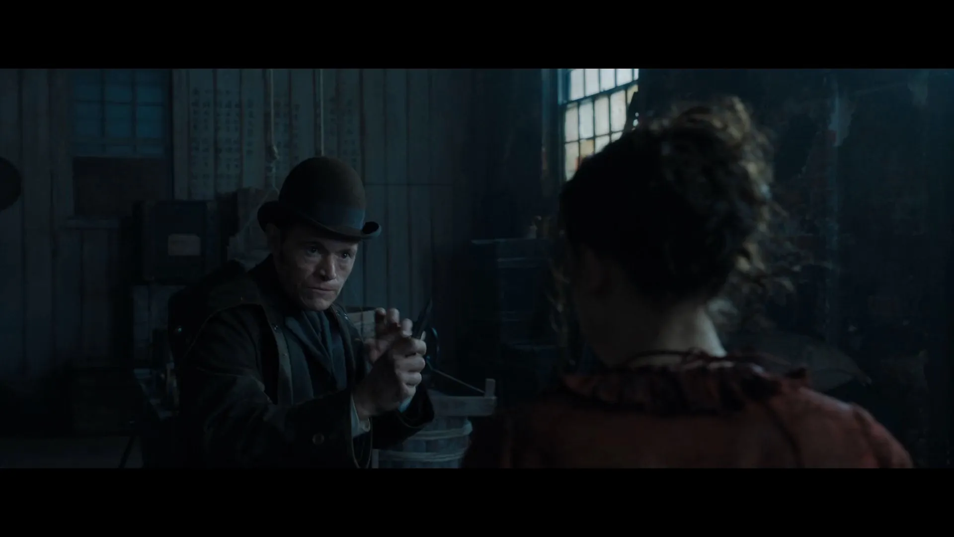 Screenshot 3 - Enola Holmes 2020 Hindi Dual Audio