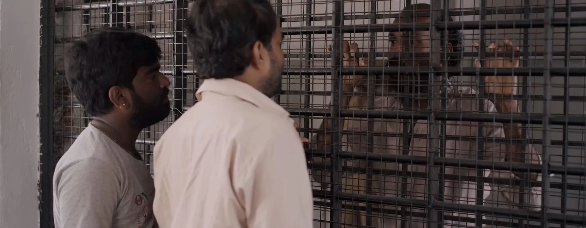 Screenshot 4 - Garuda Gamana Vrishabha Vahana 2021 Hindi Dual Audio
