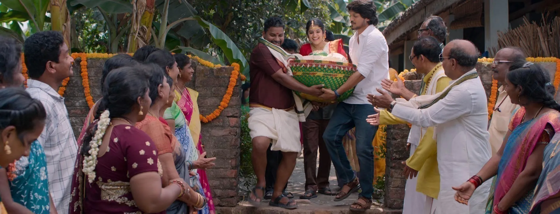 Screenshot 5 - Godari Gattupaina 2026 Hindi - Telugu Dual Audio