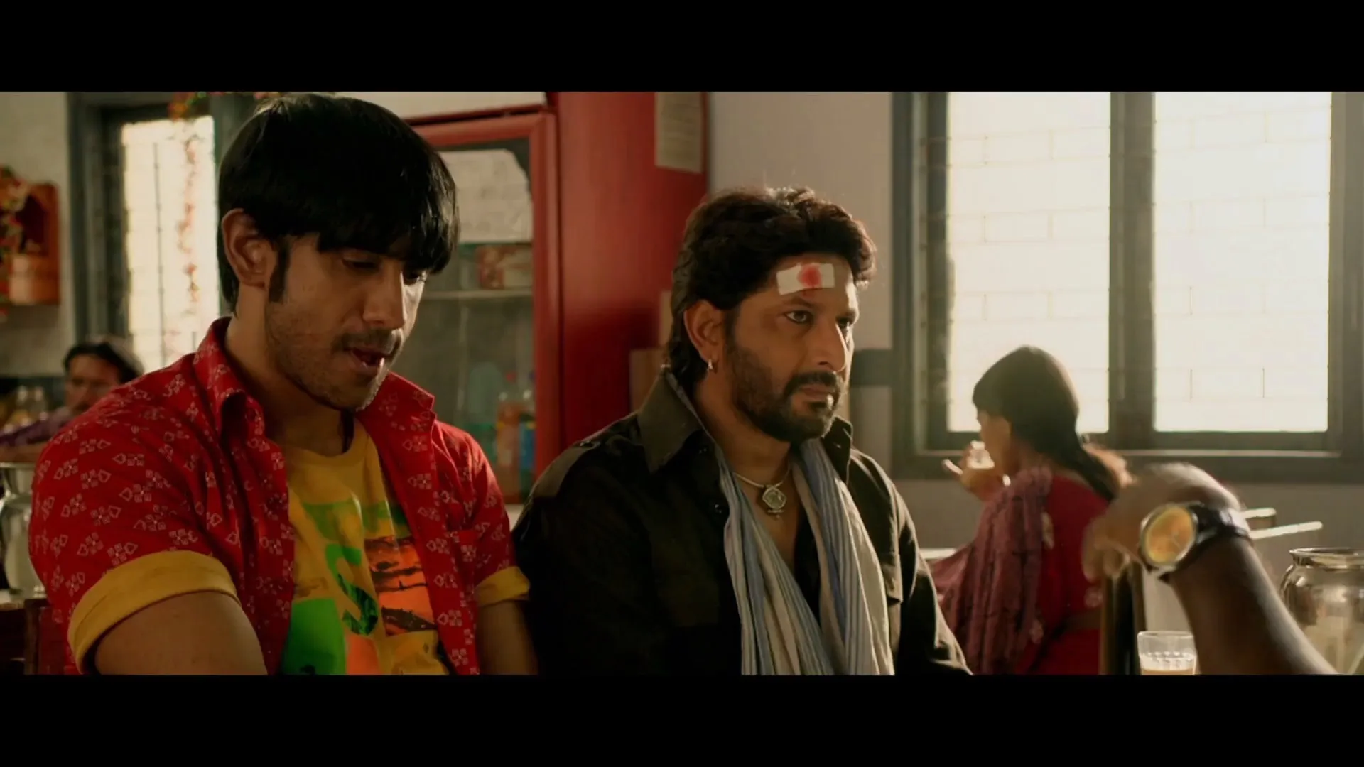 Screenshot 2 - Guddu Rangeela 2015 Hindi Dual Audio