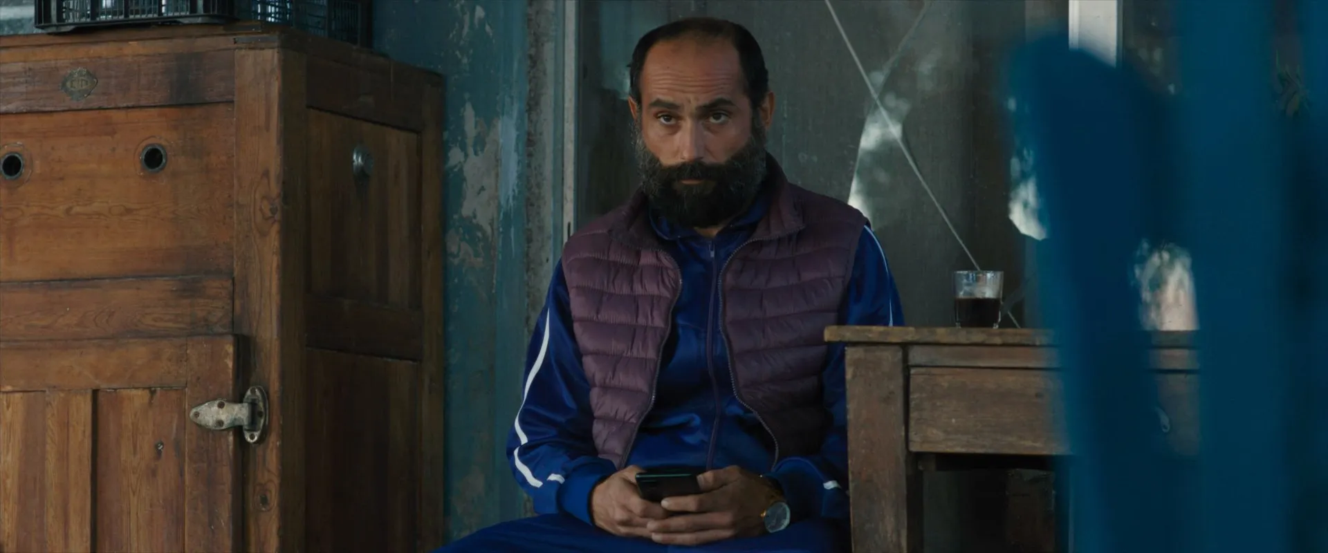 Screenshot 2 - Kota aka Hen 2026 Hindi - Greek Dual Audio