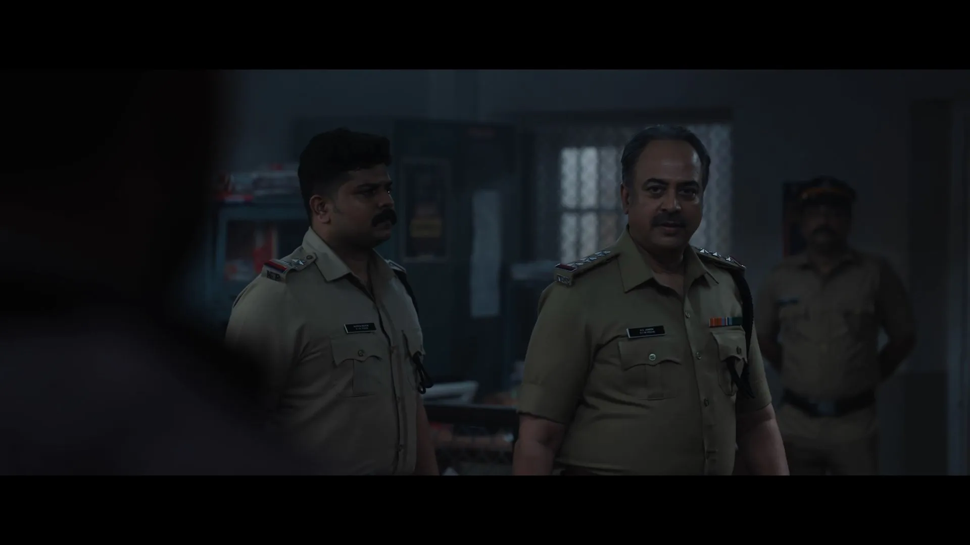 Screenshot 2 - I, Nobody 2026 Hindi - Malayalam Dual Audio