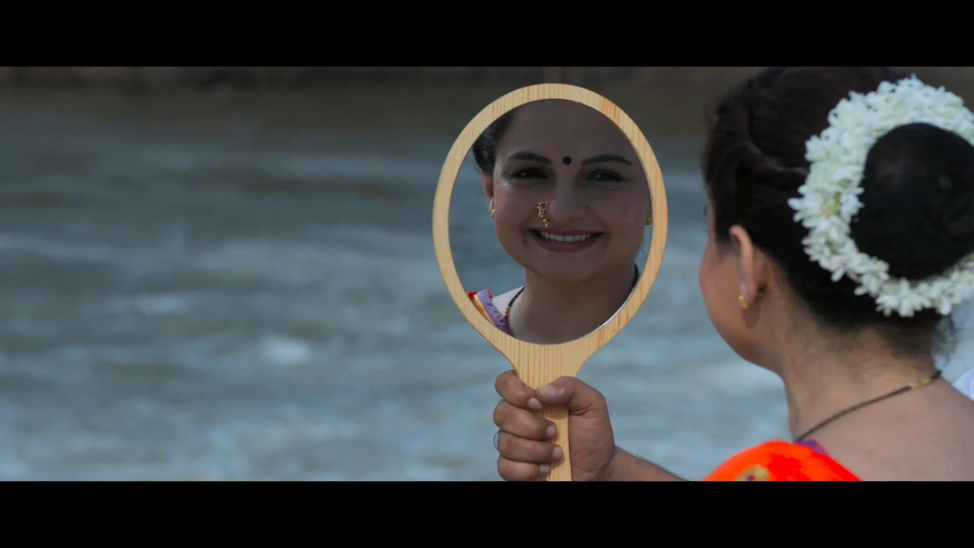 Screenshot 2 - Kaam Chalu Hai 2024 Hindi Dual Audio