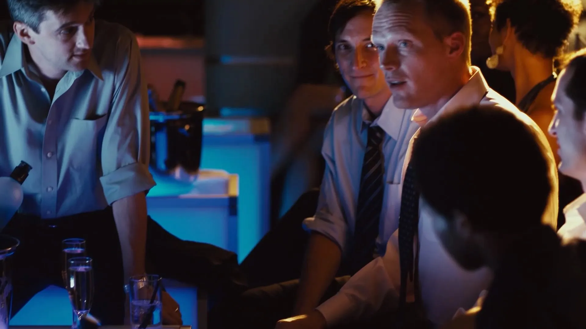 Screenshot 3 - Margin Call 2011 Hindi Dual Audio