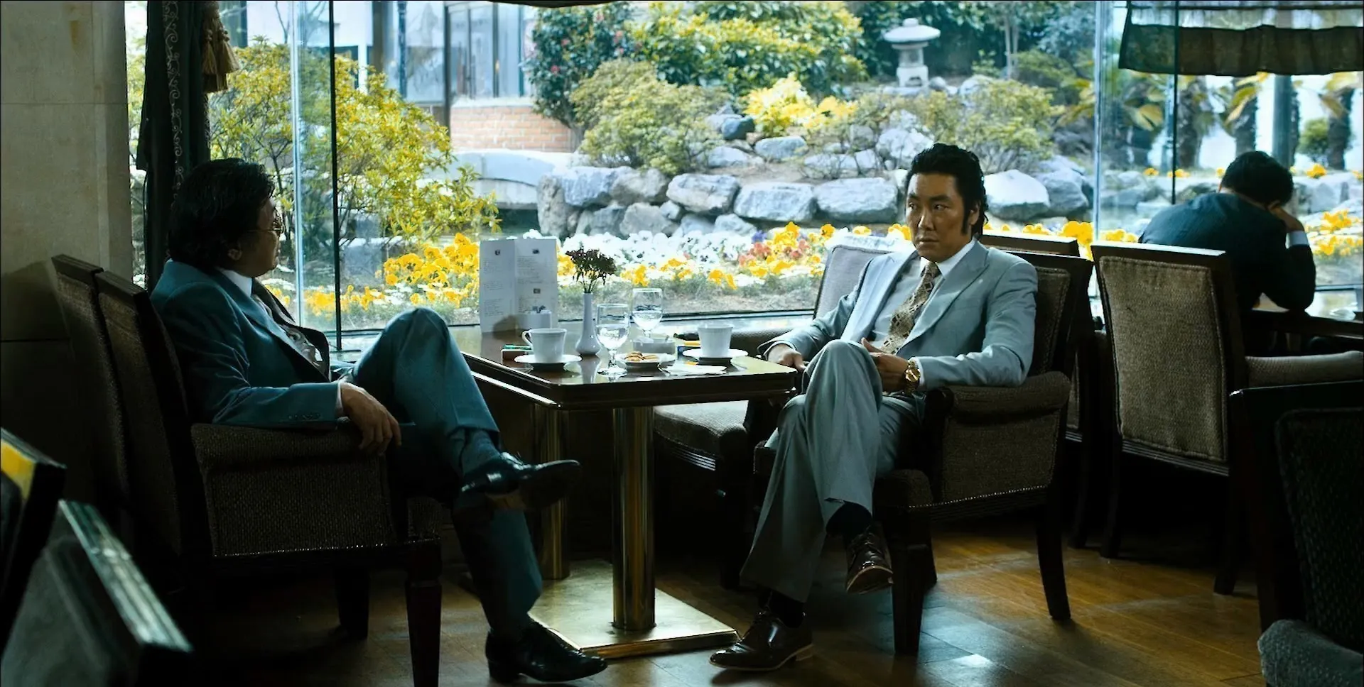 Screenshot 4 - Nameless Gangster 2012 Hindi - Korean Dual Audio