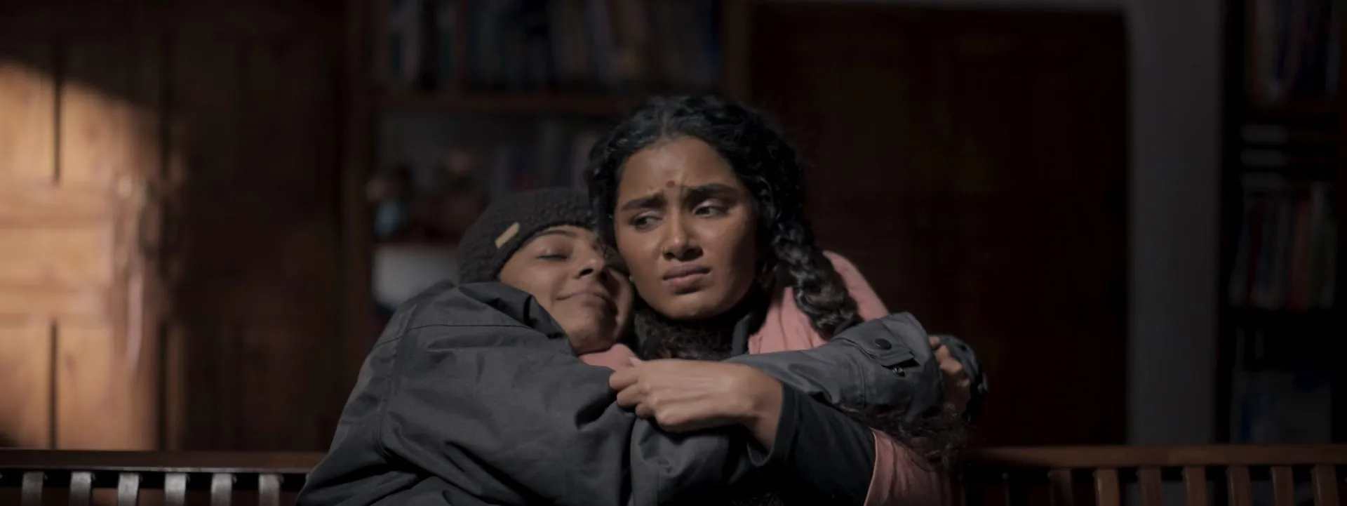 Screenshot 4 - Paradha 2025 Hindi - Telugu Dual Audio