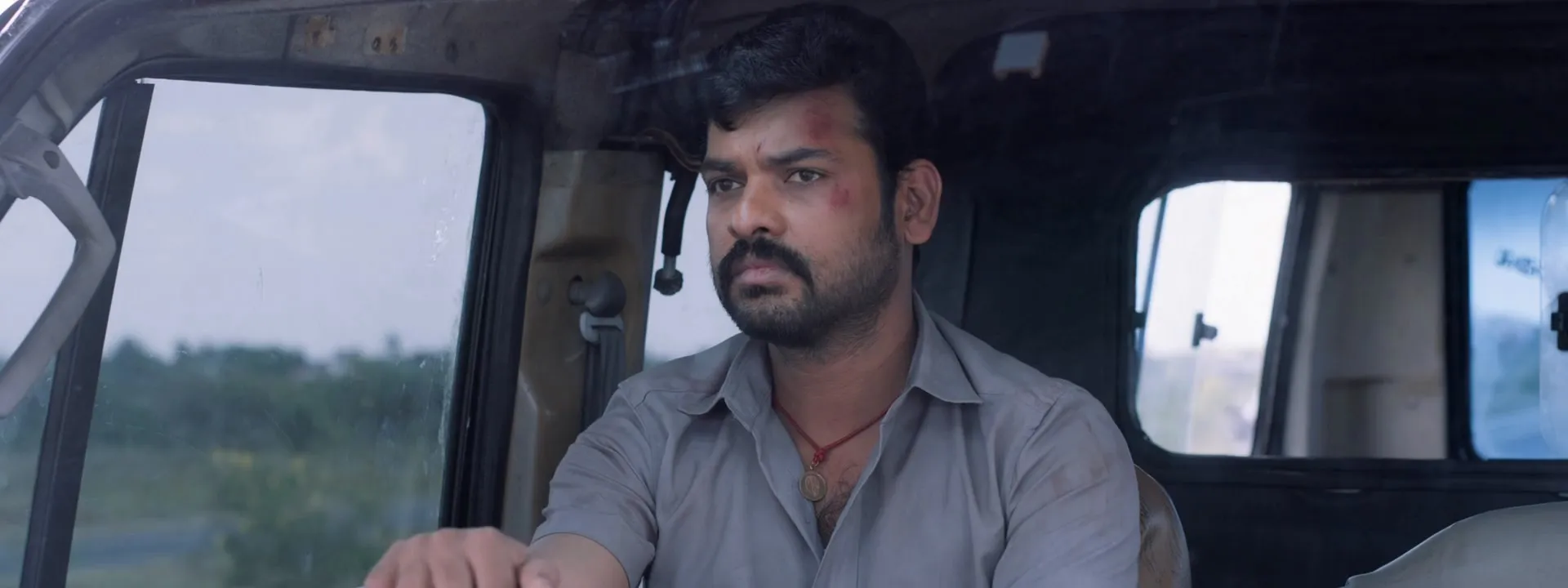 Screenshot 5 - Pogumidam Vegu Thooramillai 2024 Hindi Dual Audio