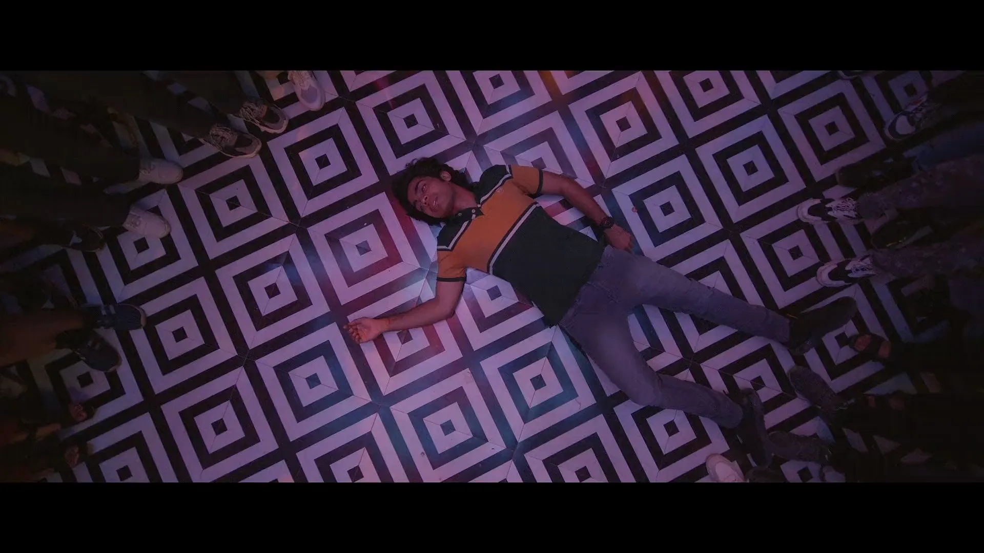 Screenshot 1 - Premalu 2024 Hindi Dual Audio
