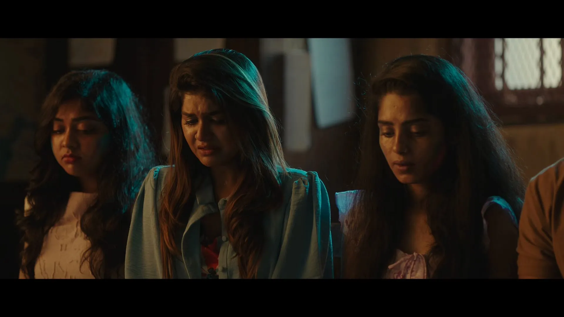 Screenshot 1 - Royal 2025 Hindi - Telugu Dual Audio