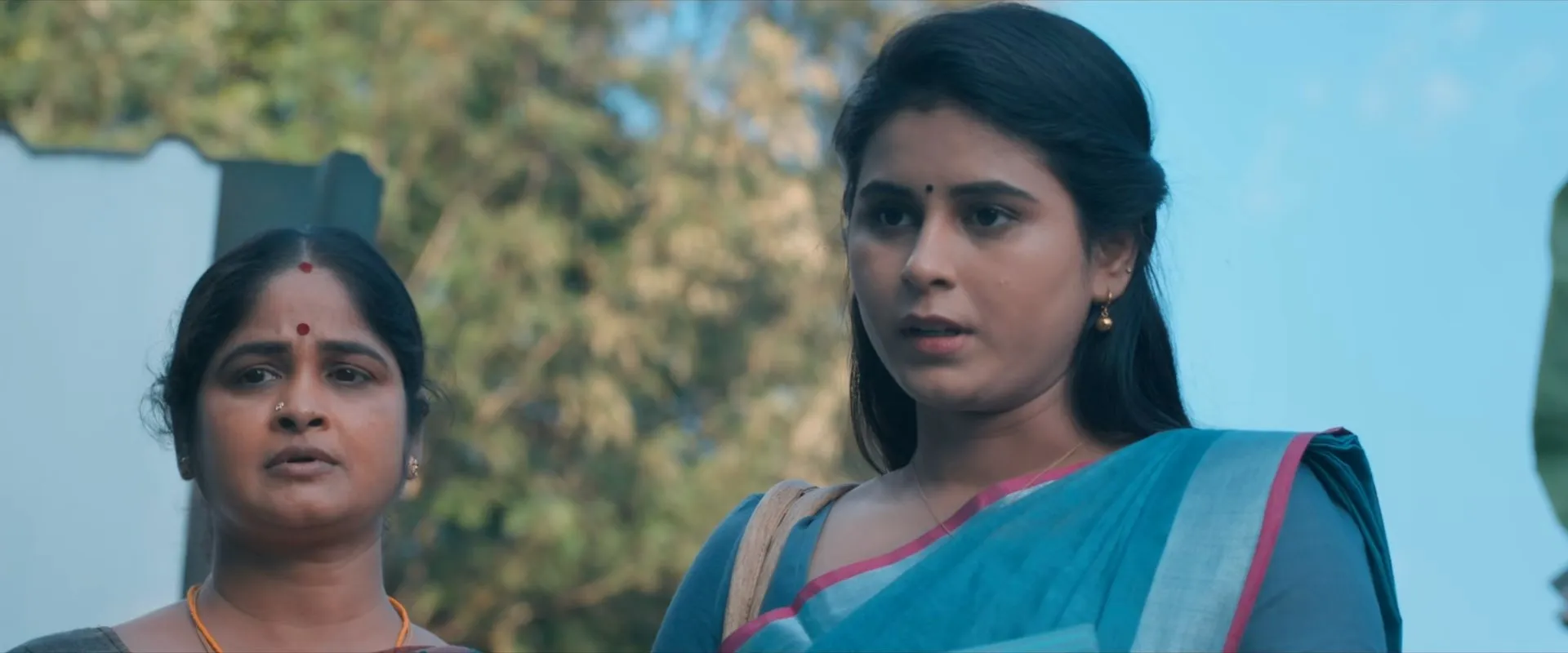 Screenshot 3 - Sattam En Kaiyil 2024 Hindi - Tamil Dual Audio