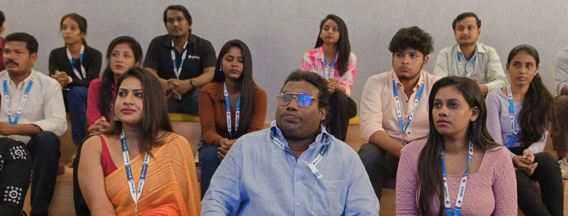 Screenshot 3 - Sattendru Maarudhu Vaanilai 2026 Hindi - Tamil Dual Audio