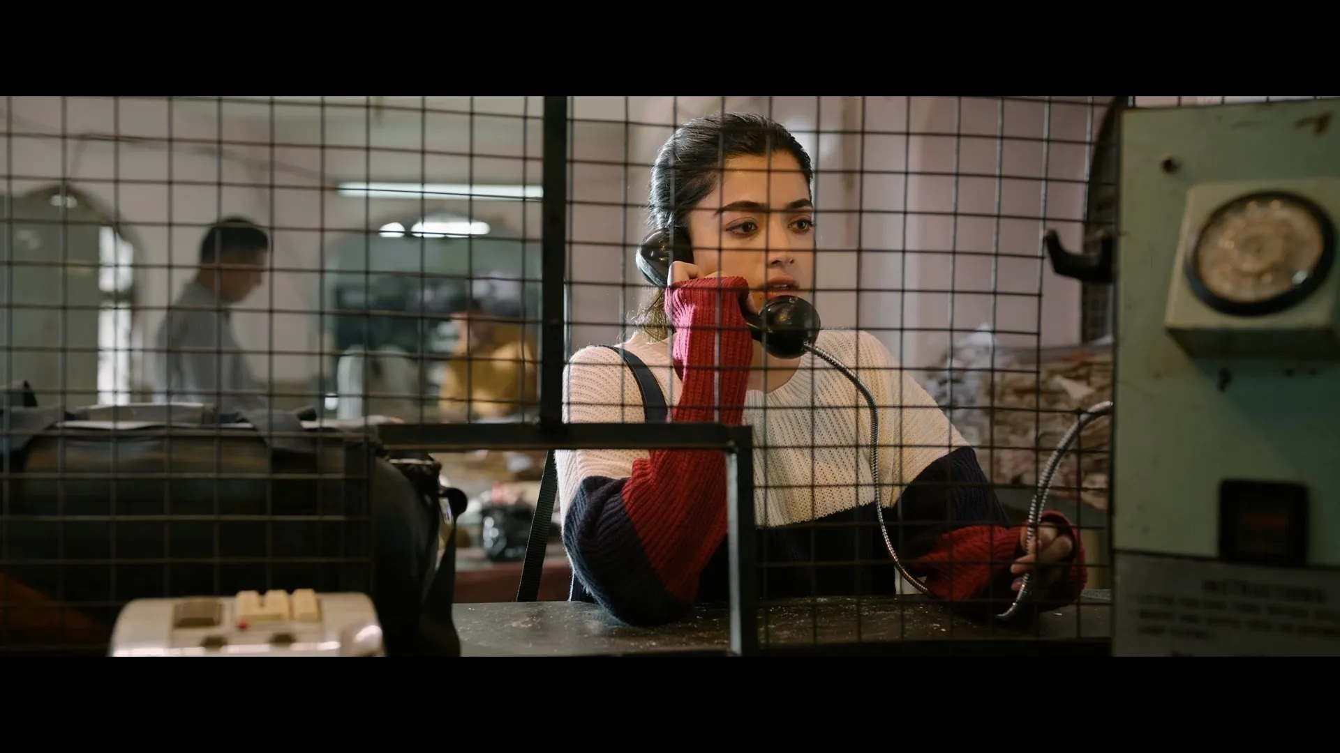 Screenshot 1 - Sita Ramam 2022 Hindi - Telugu Dual Audio