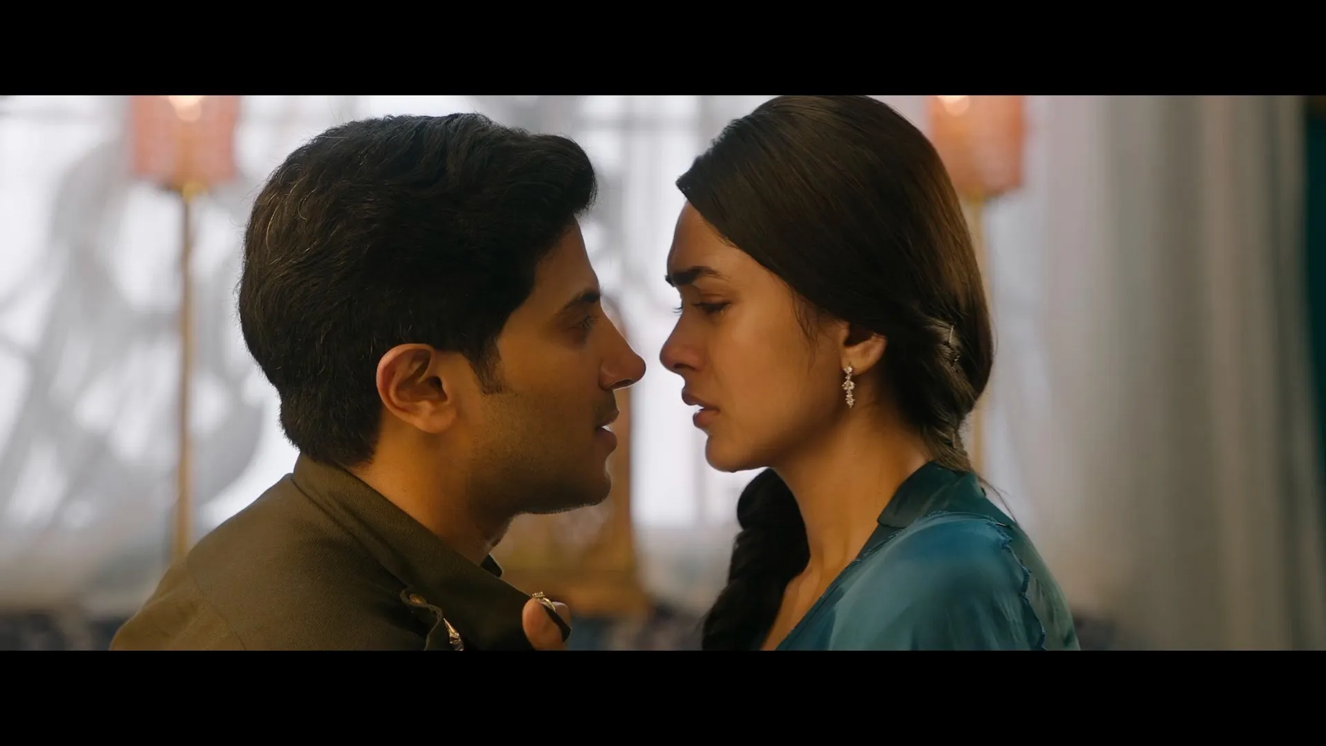 Screenshot 5 - Sita Ramam 2022 Hindi - Telugu Dual Audio