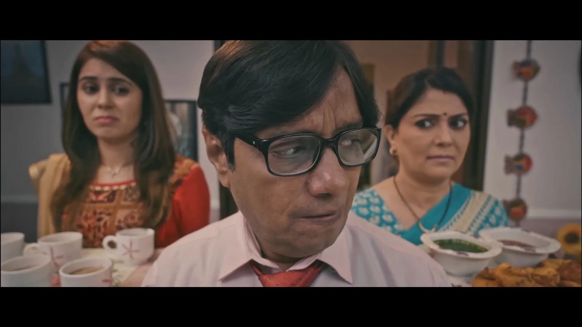 Screenshot 3 - The Aam Aadmi Family 2019 Season 3 Hindi Audio [ALL EPISODES]