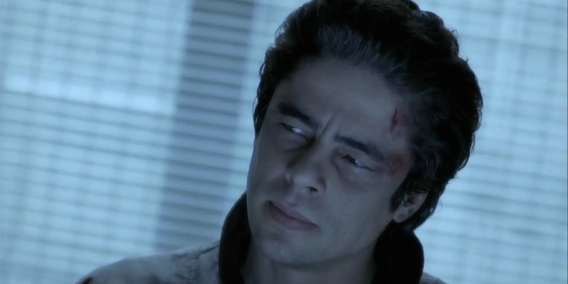 Screenshot 2 - The Hunted 2003 Hindi Dual Audio
