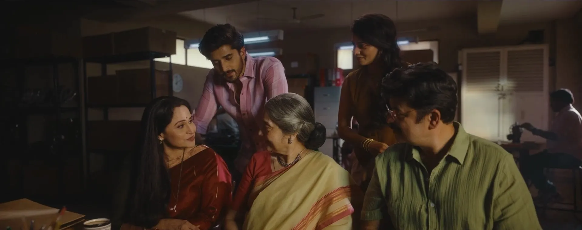 Screenshot 3 - Tula Pahta 2026 Hindi - Marathi Dual Audio