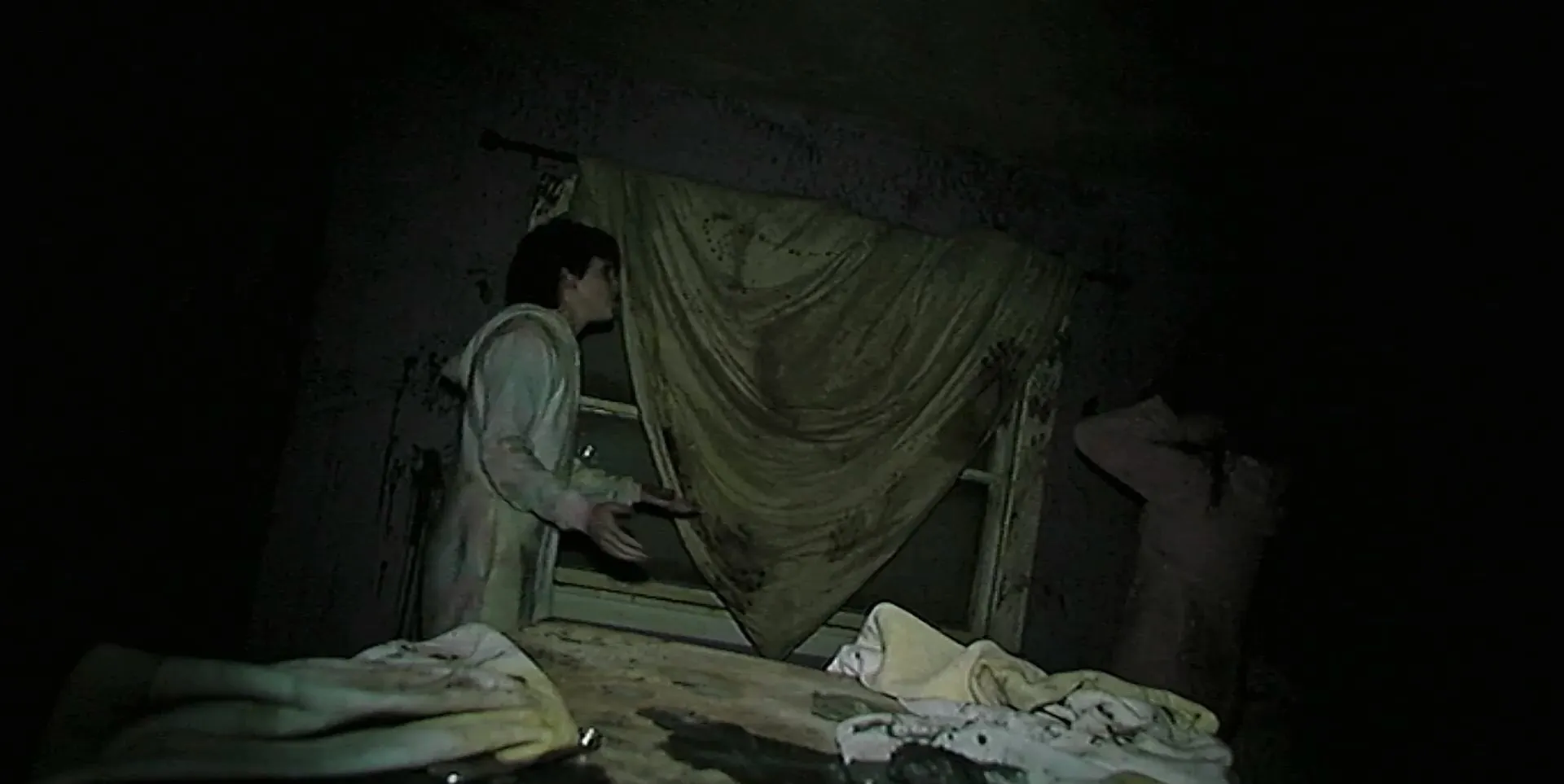 Screenshot 1 - V/H/S/Halloween 2025 English Dual Audio