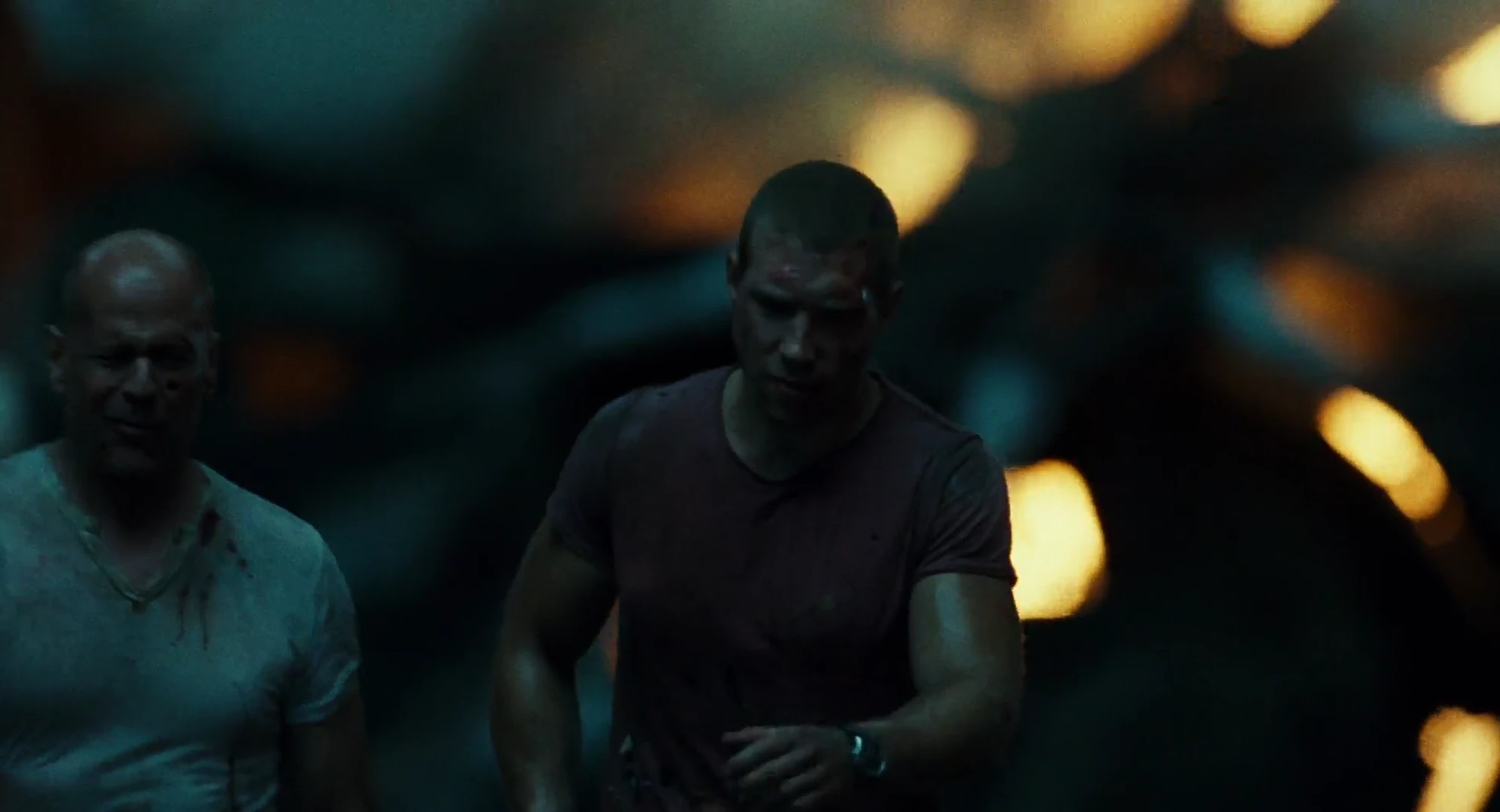 Screenshot 6 - A Good Day to Die Hard 2013 Hindi Dual Audio