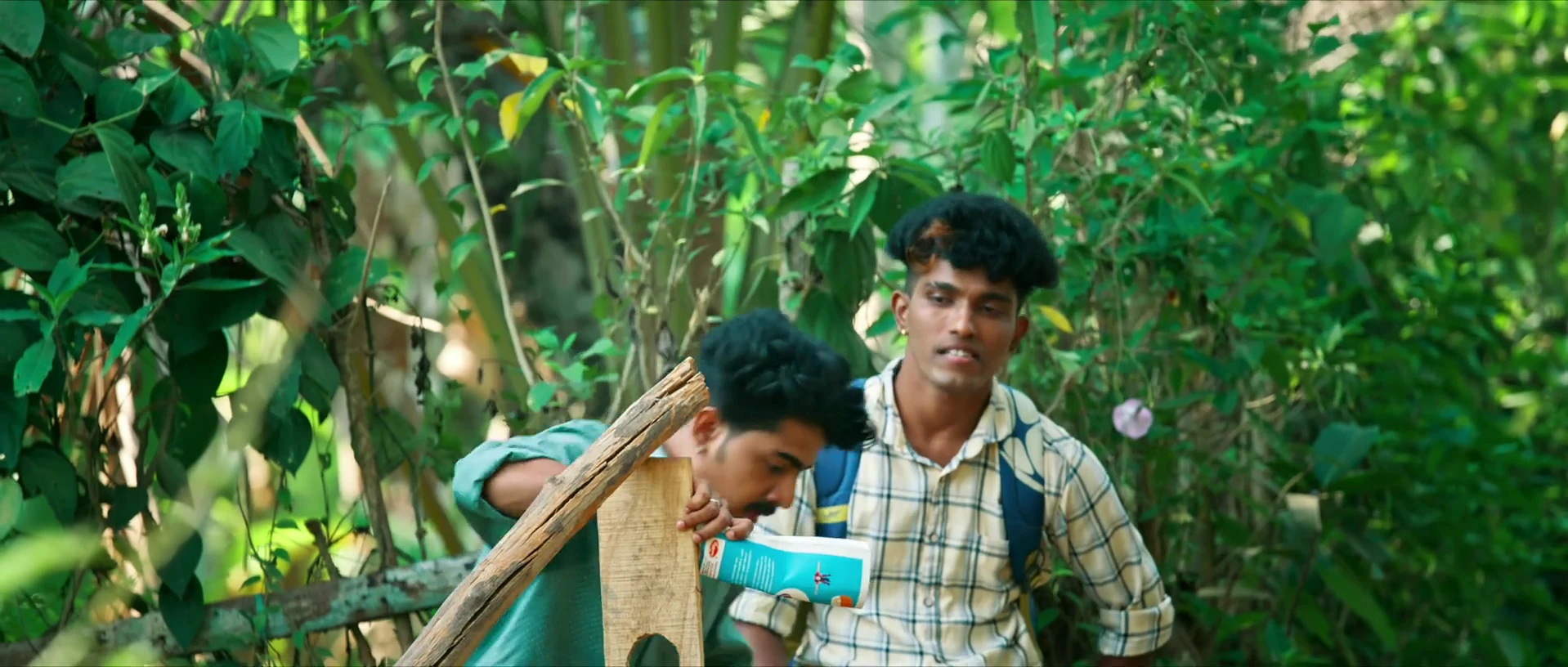 Screenshot 3 - Aarata 2024 Hindi Dual Audio
