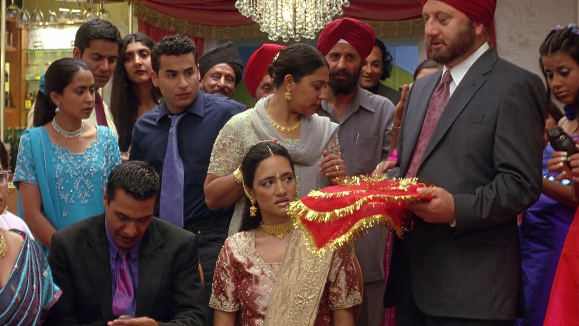 Screenshot 2 - Bend It Like Beckham 2002 Hindi Dual Audio