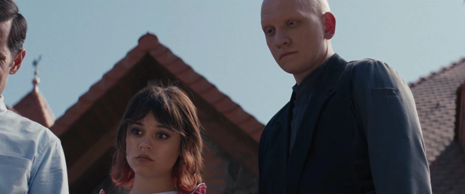 Screenshot 4 - Death of a Unicorn 2025 Hindi Dual Audio