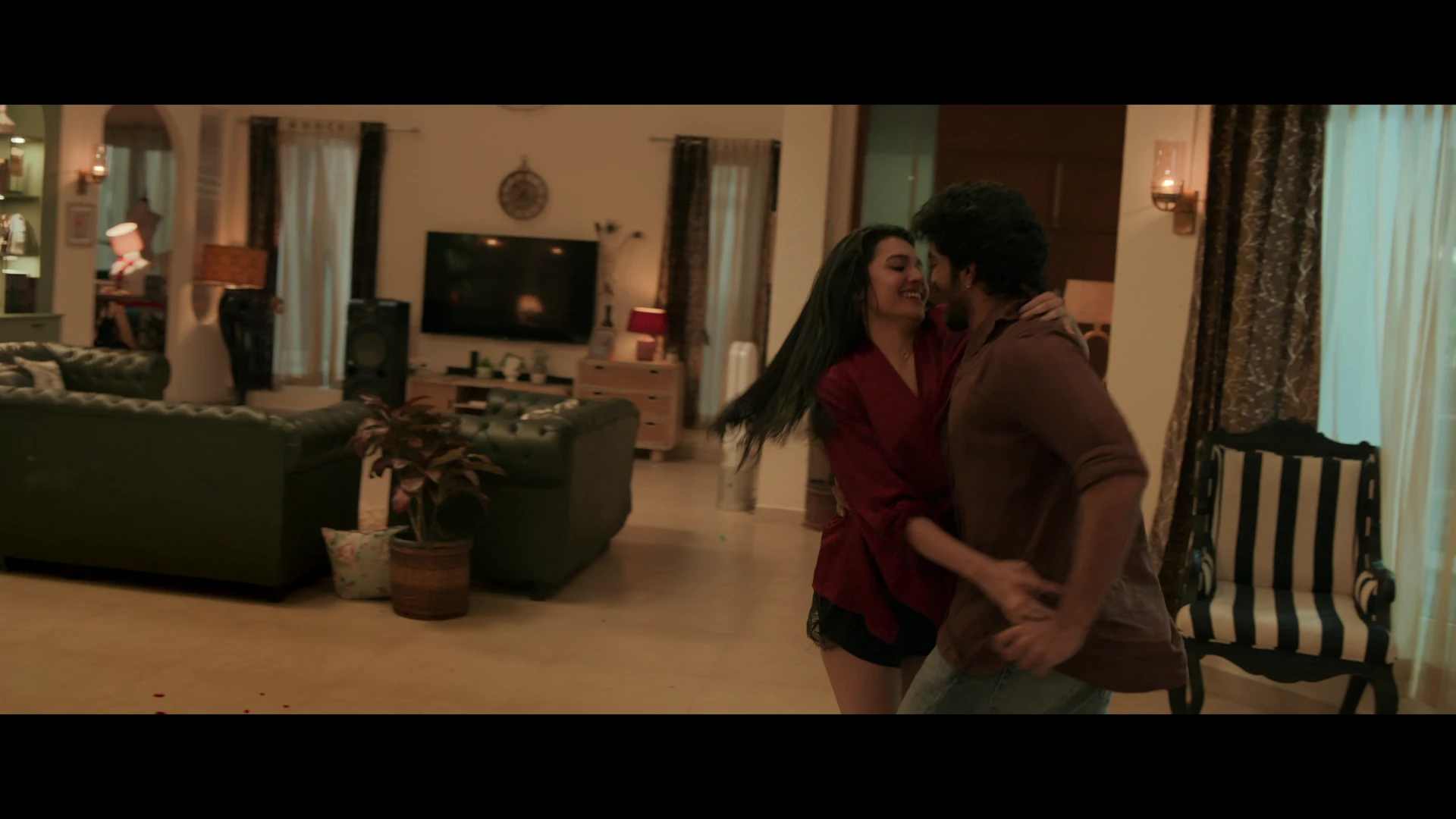 Screenshot 6 - Double Occupancy 2026 Tamil Multi Audio