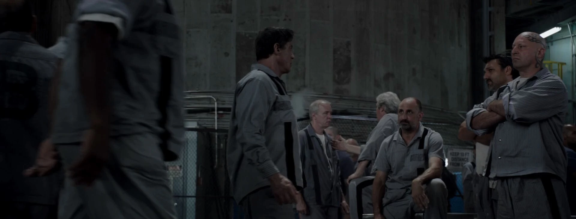 Screenshot 3 - Escape Plan 2013 Hindi - English Dual Audio
