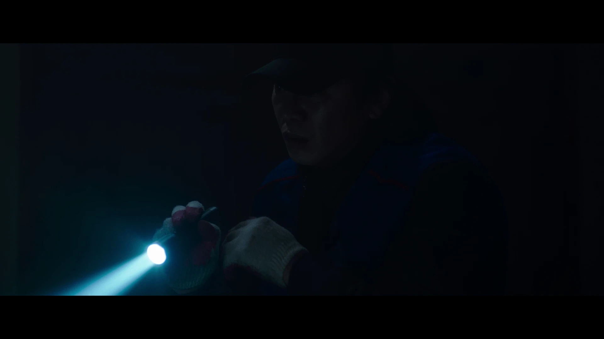 Screenshot 1 - Ghost Mansion 2021 Hindi Dual Audio