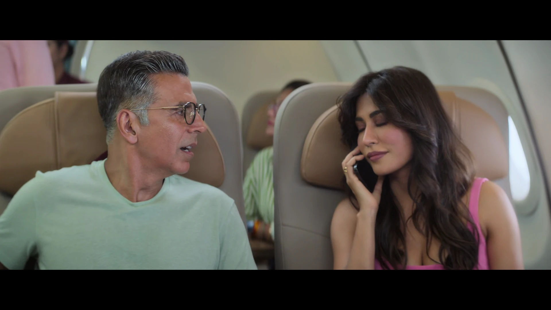 Screenshot 1 - Khel Khel Mein 2024 Hindi Audio