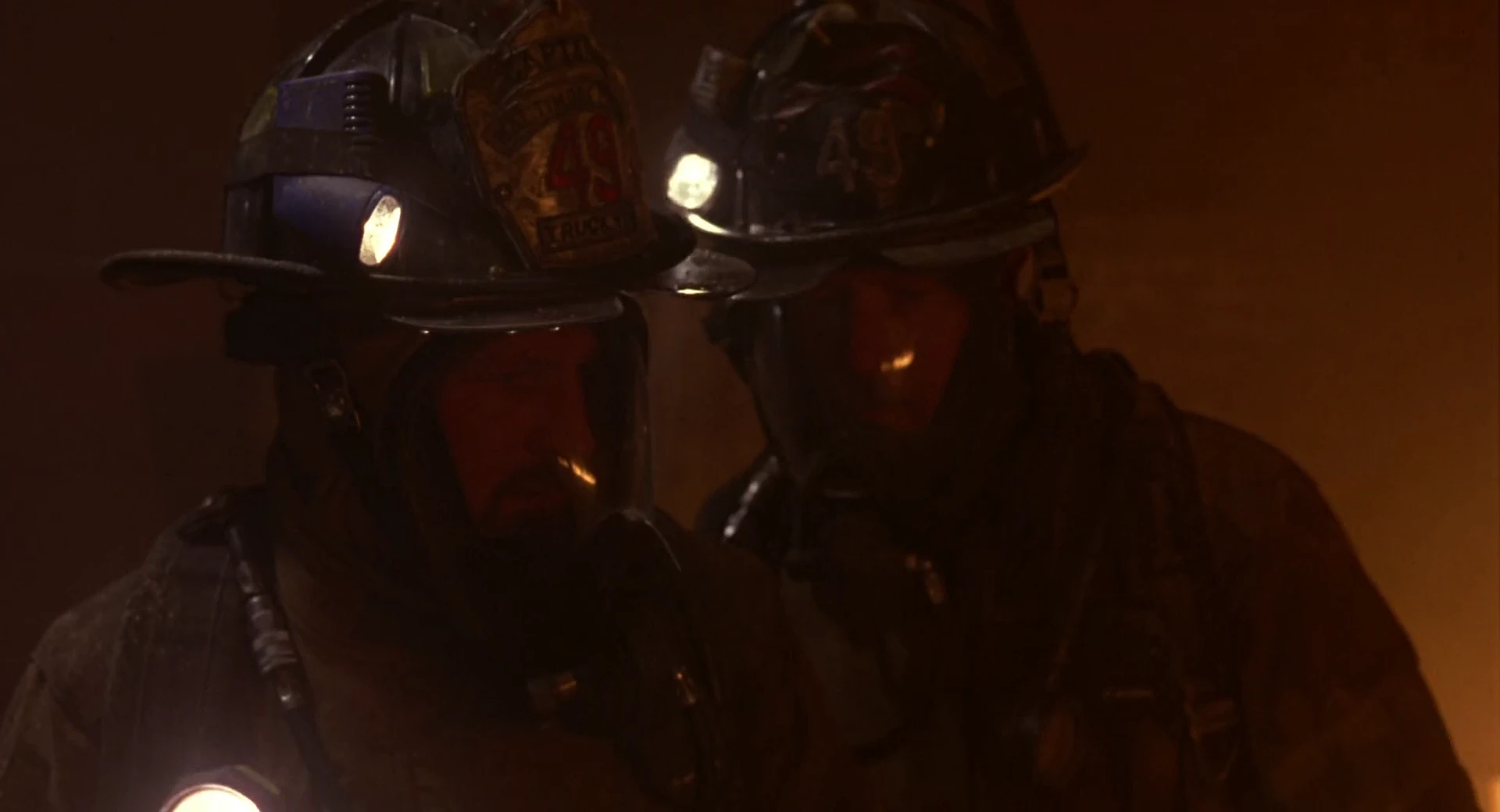 Screenshot 1 - Ladder 49 2004 Hindi Dual Audio