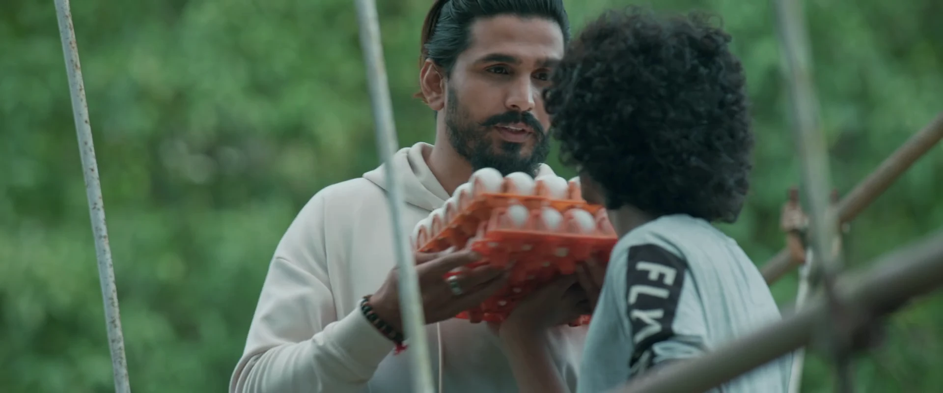 Screenshot 2 - Moda Kavida Vaatavarana 2026 Hindi Dual Audio